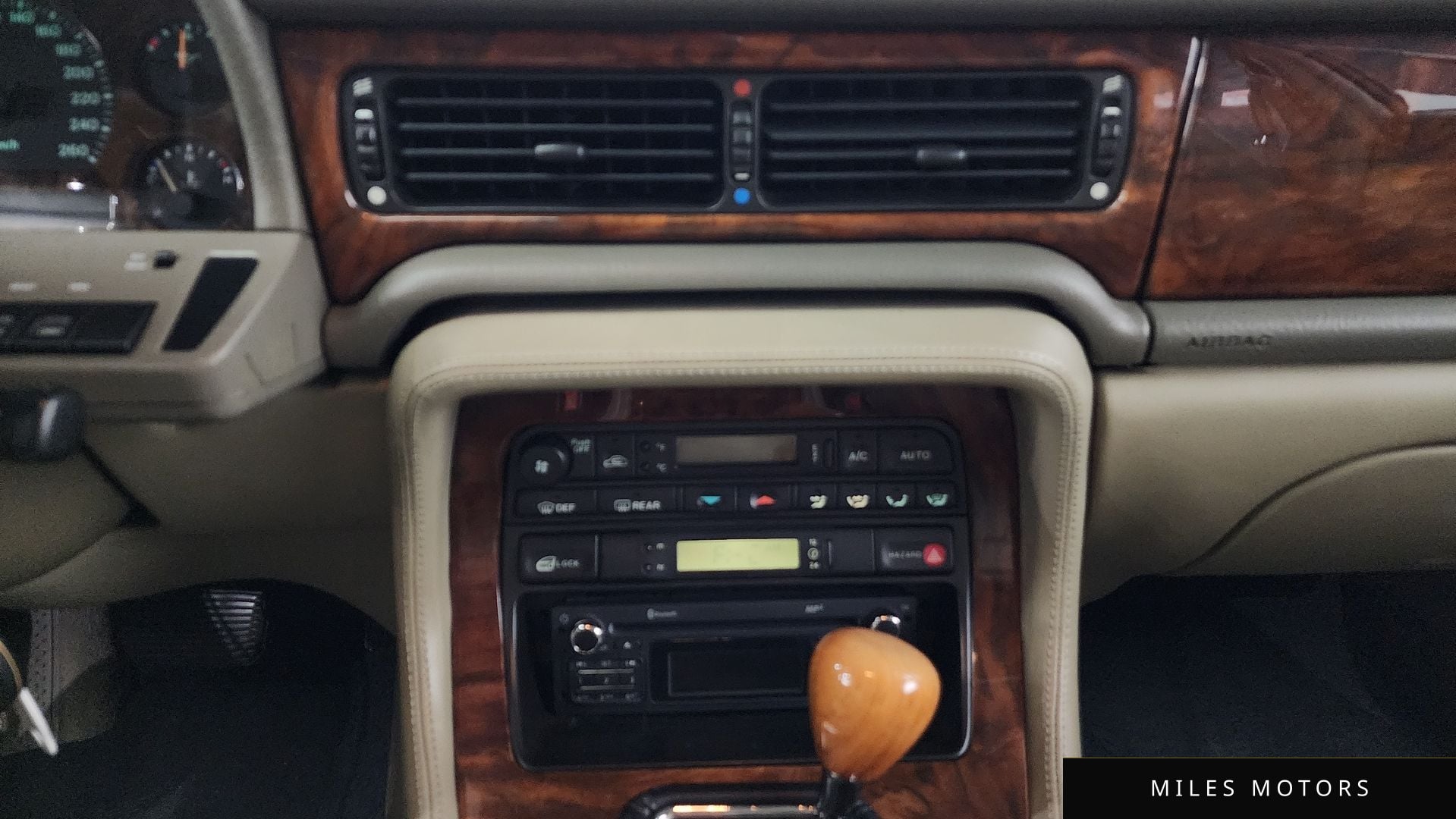 Jaguar XJ-6 1996 — миниатюра 16