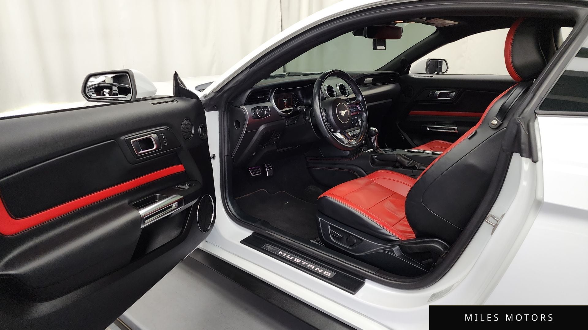 Ford 머스탱 2021 — миниатюра 10
