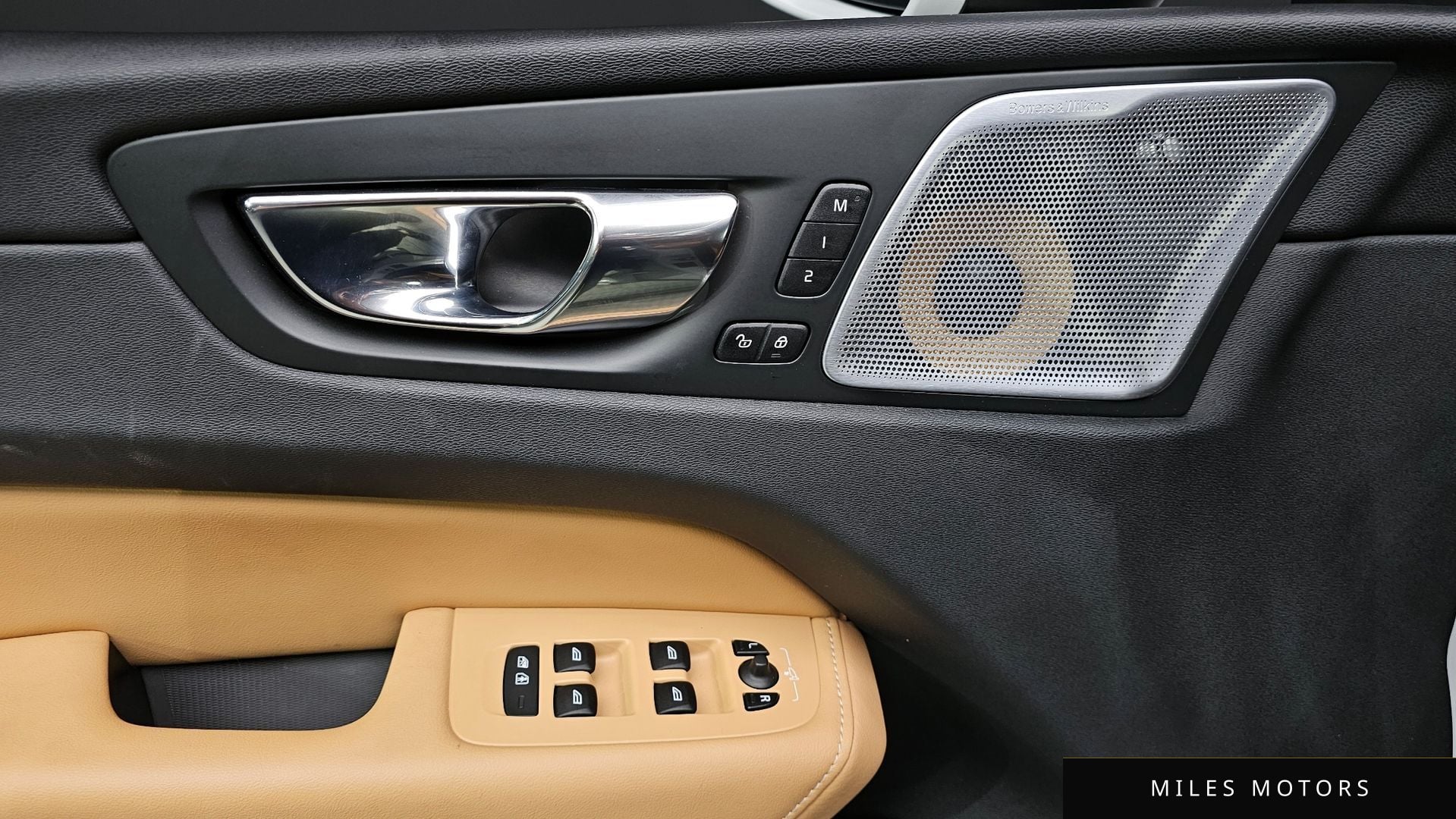 Volvo XC60 2019 — миниатюра 13