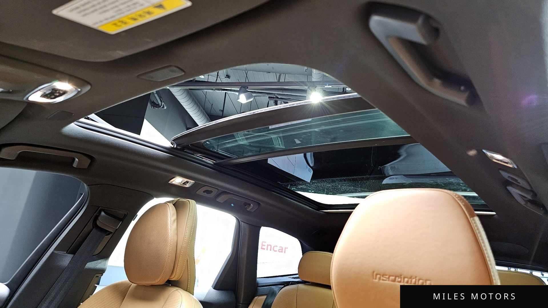 Volvo XC60 2019 — миниатюра 18