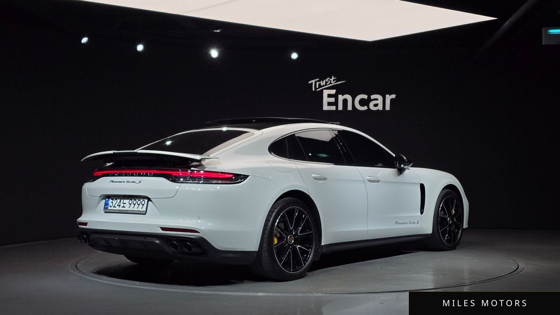 Porsche 파나메라 (971) 2023 — миниатюра 2