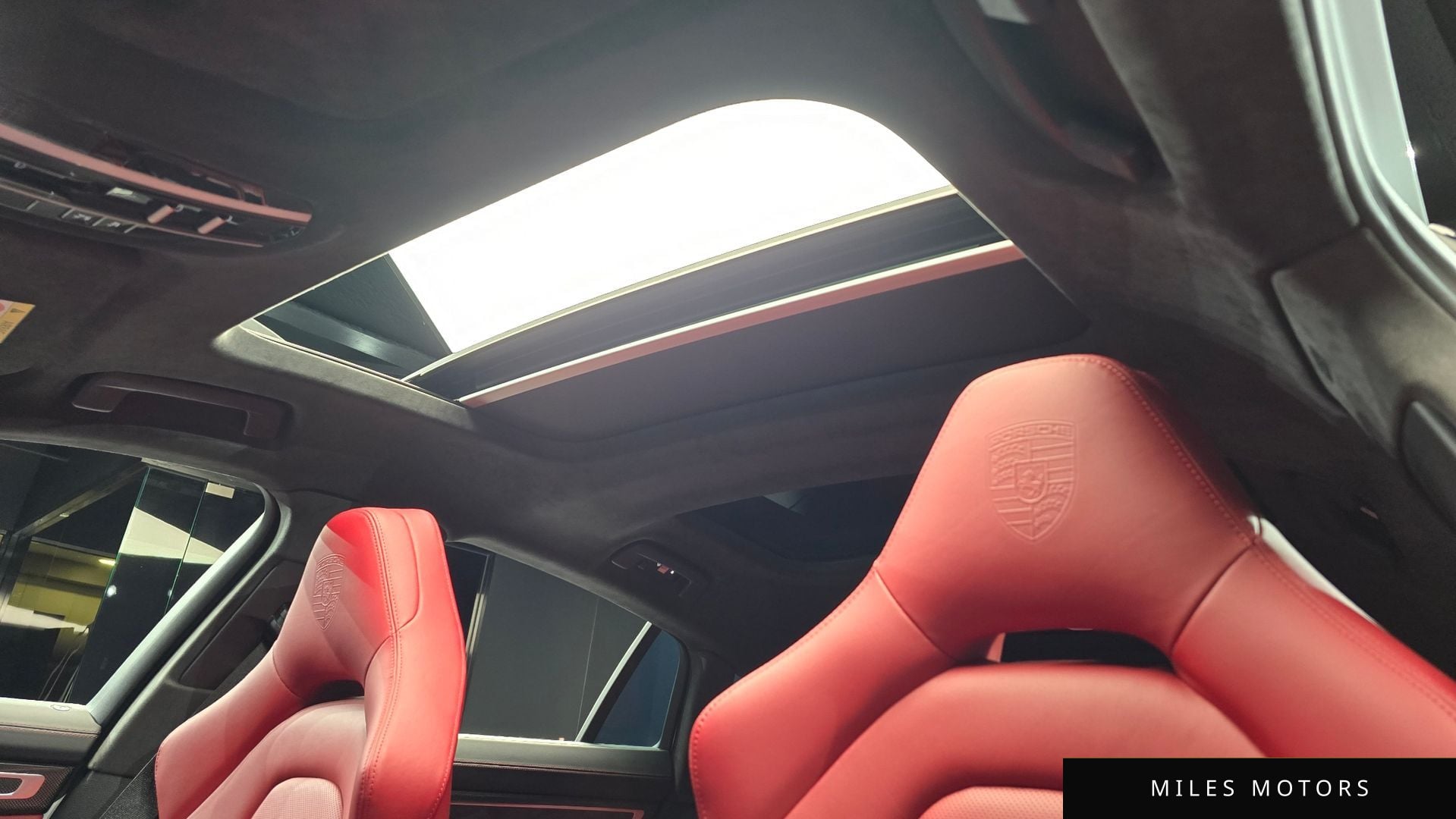 Porsche 파나메라 (971) 2023 — миниатюра 19