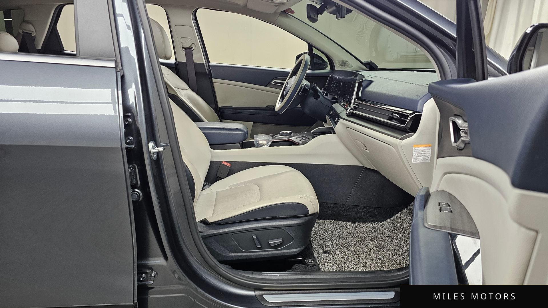 Kia Sportage 2023 — миниатюра 11