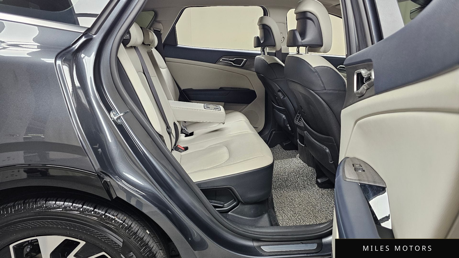 Kia Sportage 2023 — миниатюра 12