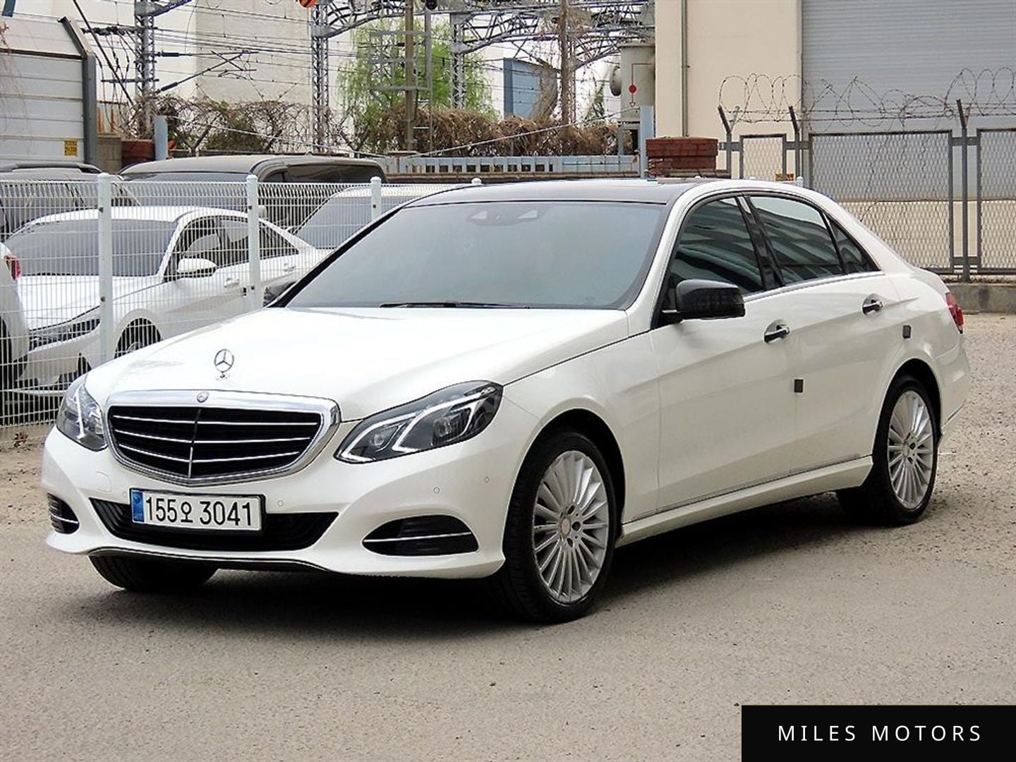 Mercedes-Benz E-Class W212 2016 — миниатюра 3