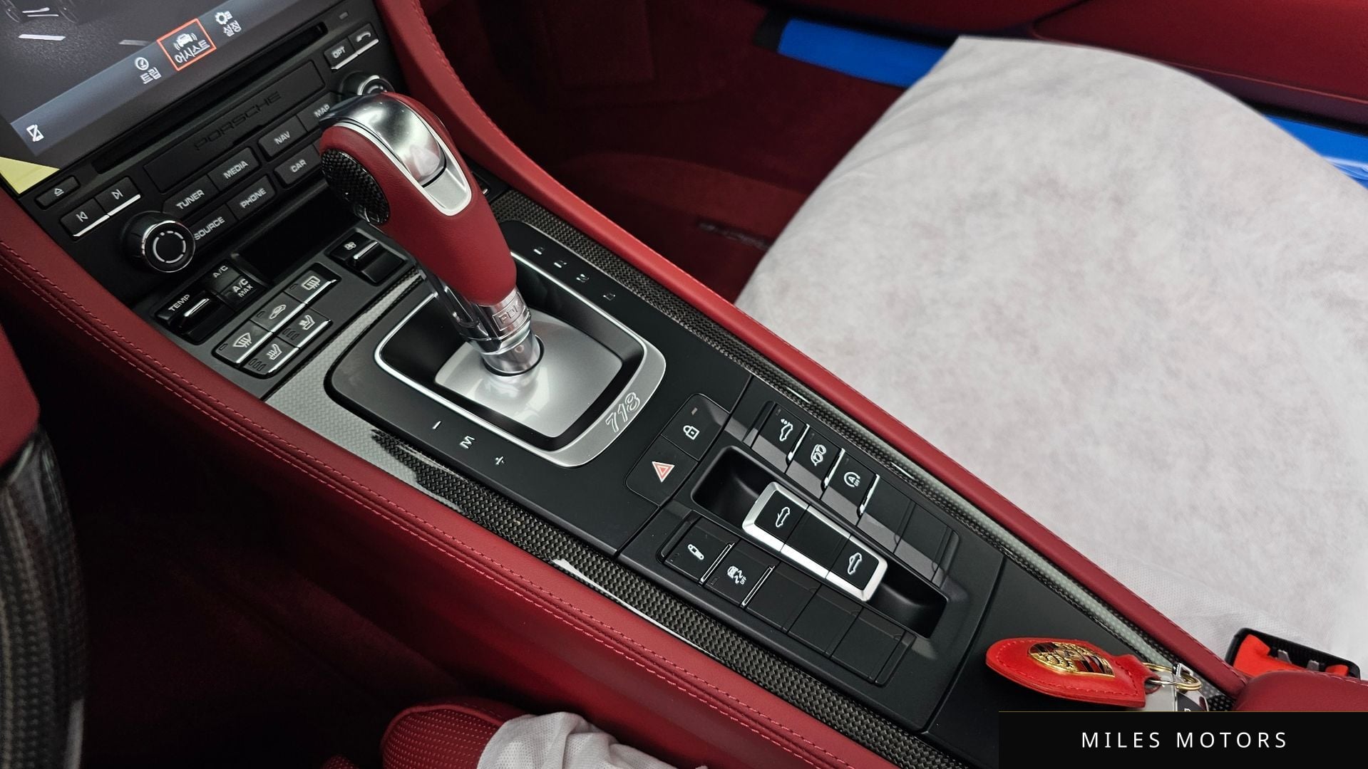 Porsche 718 박스터 2023 — миниатюра 9