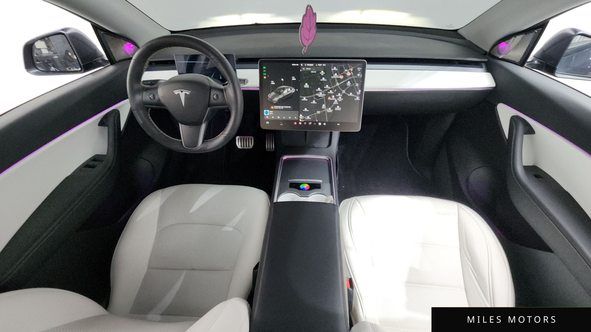 Tesla Model Y 2021 — миниатюра 7
