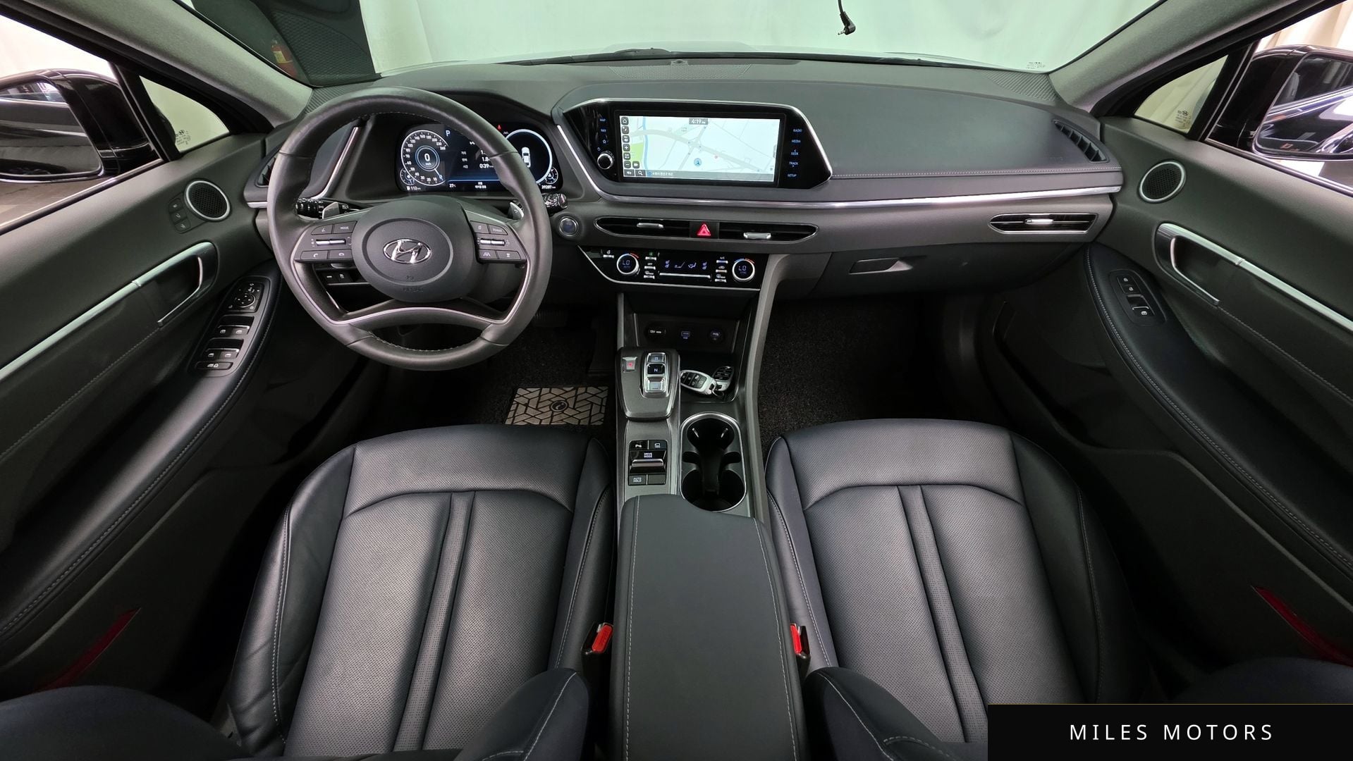 Hyundai Sonata 2023 — миниатюра 7