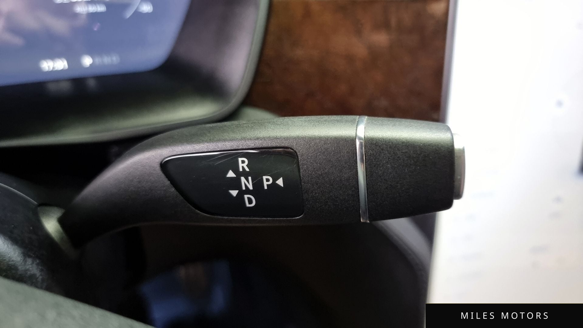Tesla Model X 2018 — миниатюра 9