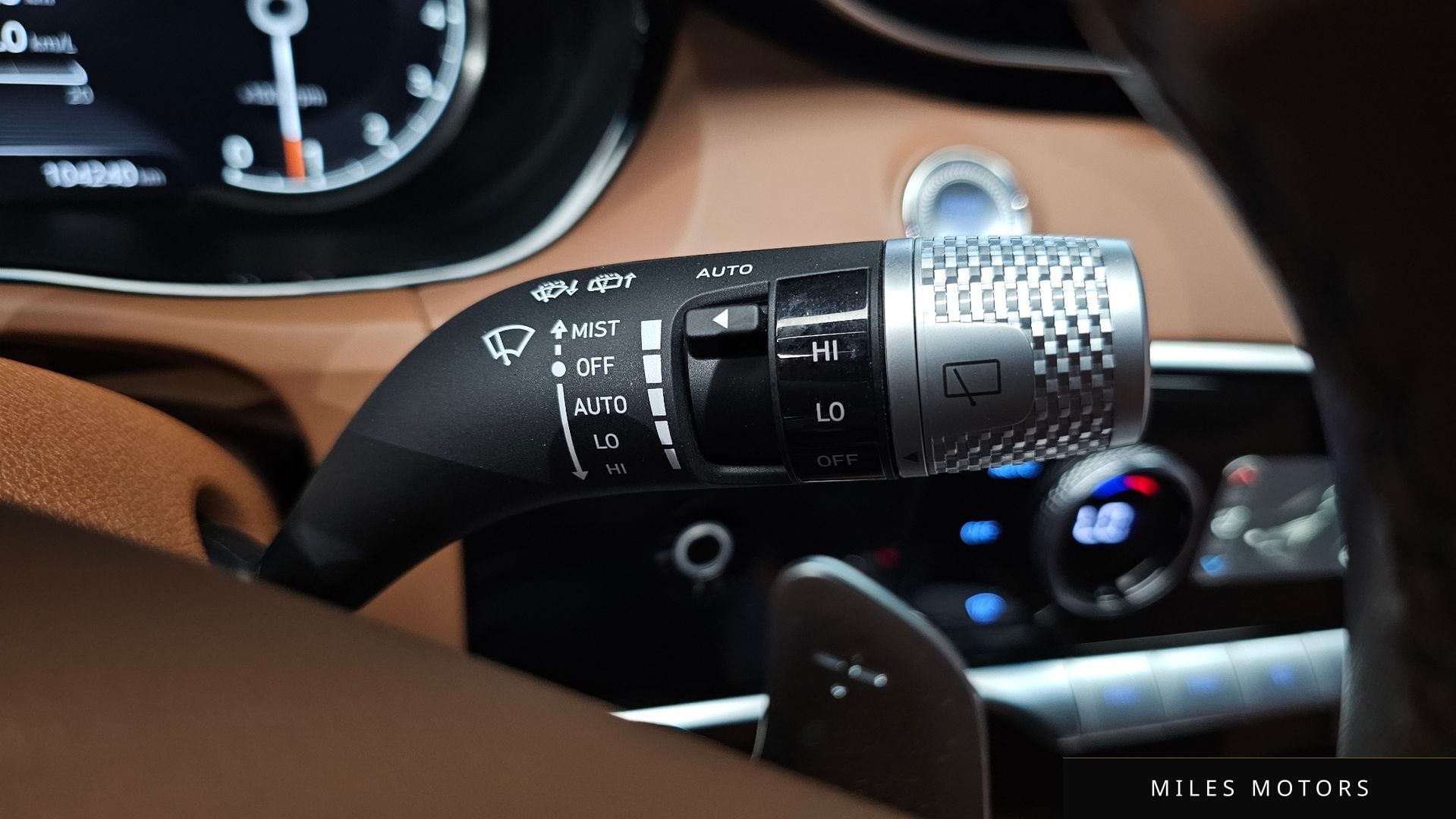 Genesis GV70 2022 — миниатюра 12