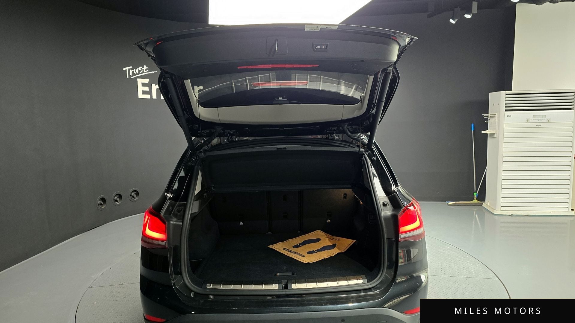 BMW X1 (F48) 2021 — миниатюра 20