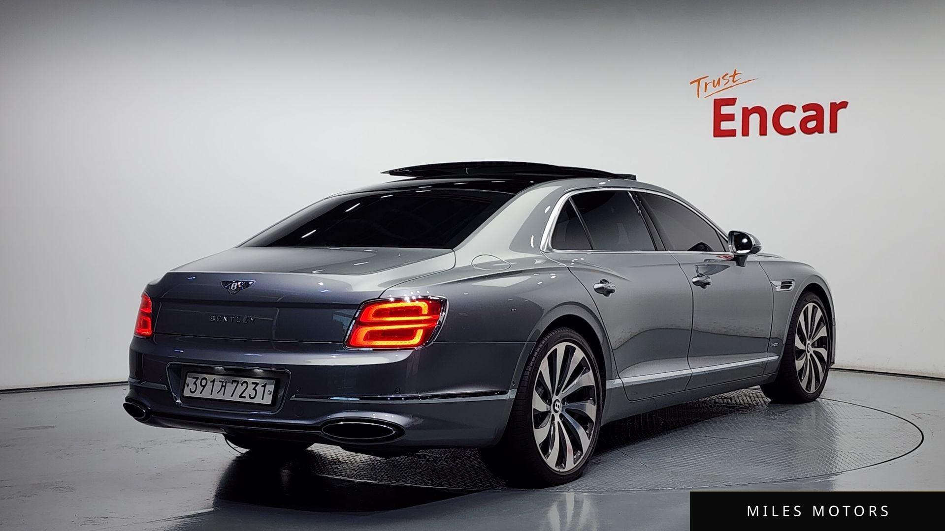 Bentley 플라잉스퍼 2020 — миниатюра 2