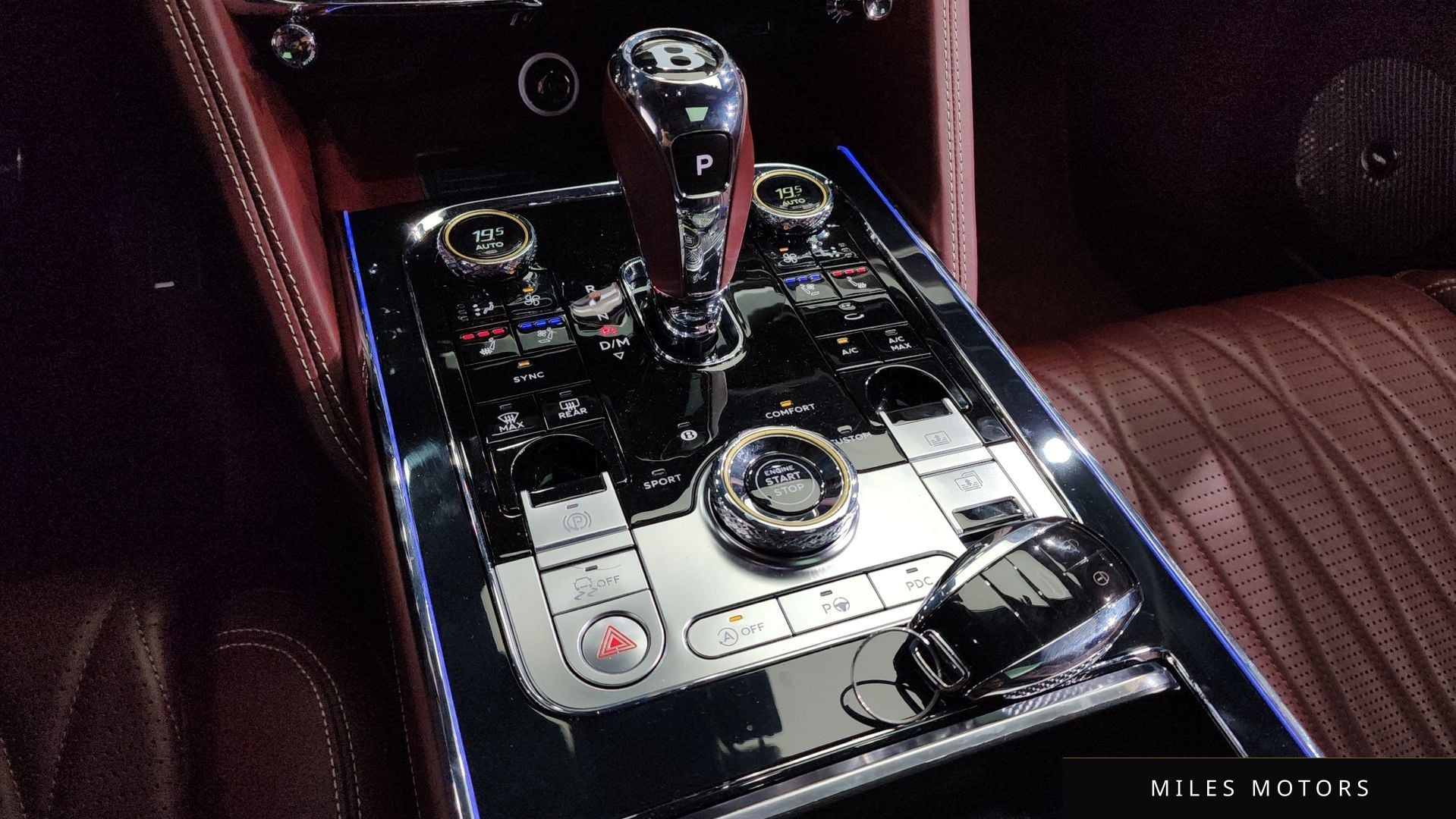 Bentley 플라잉스퍼 2020 — миниатюра 9
