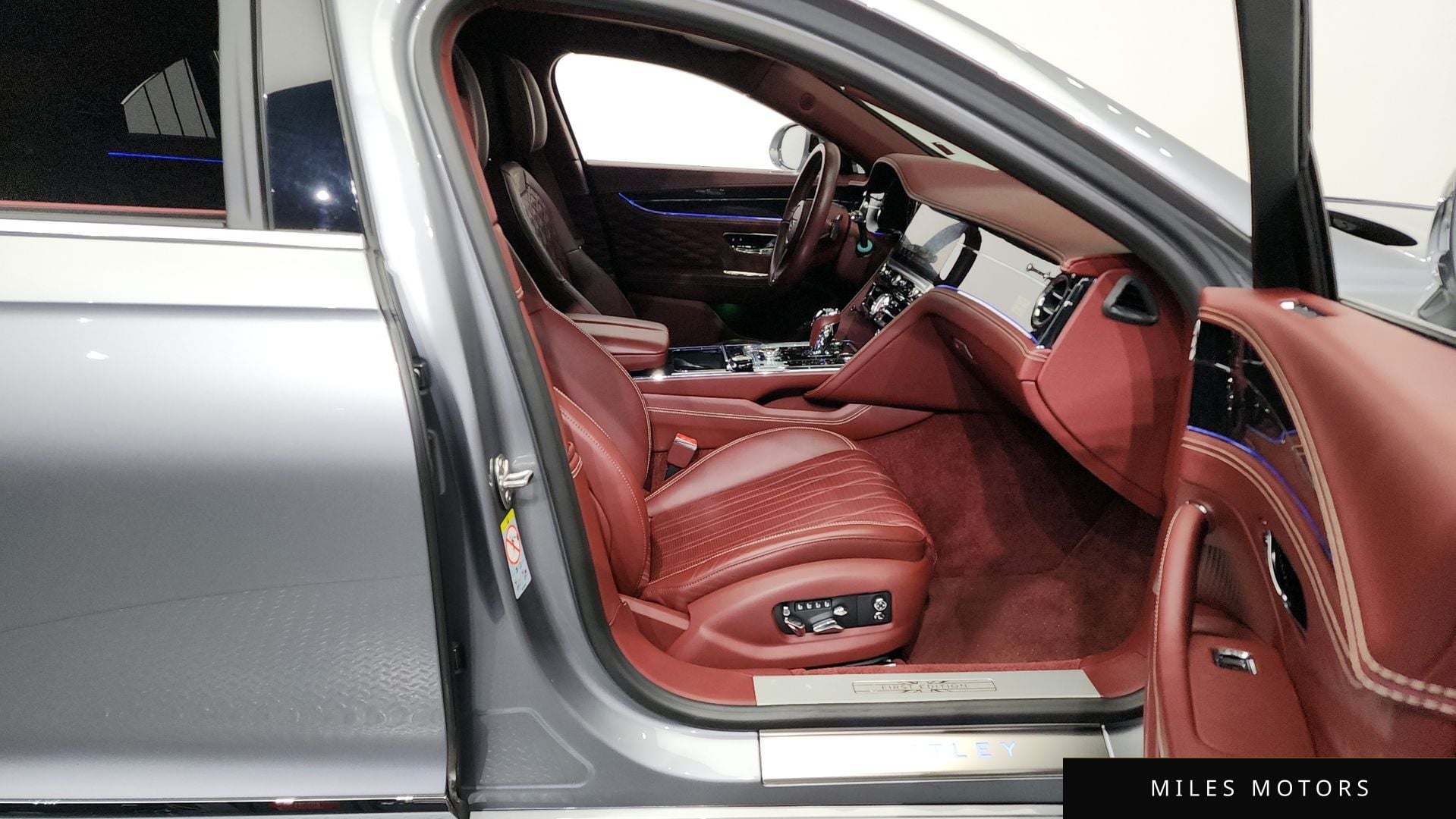 Bentley 플라잉스퍼 2020 — миниатюра 11