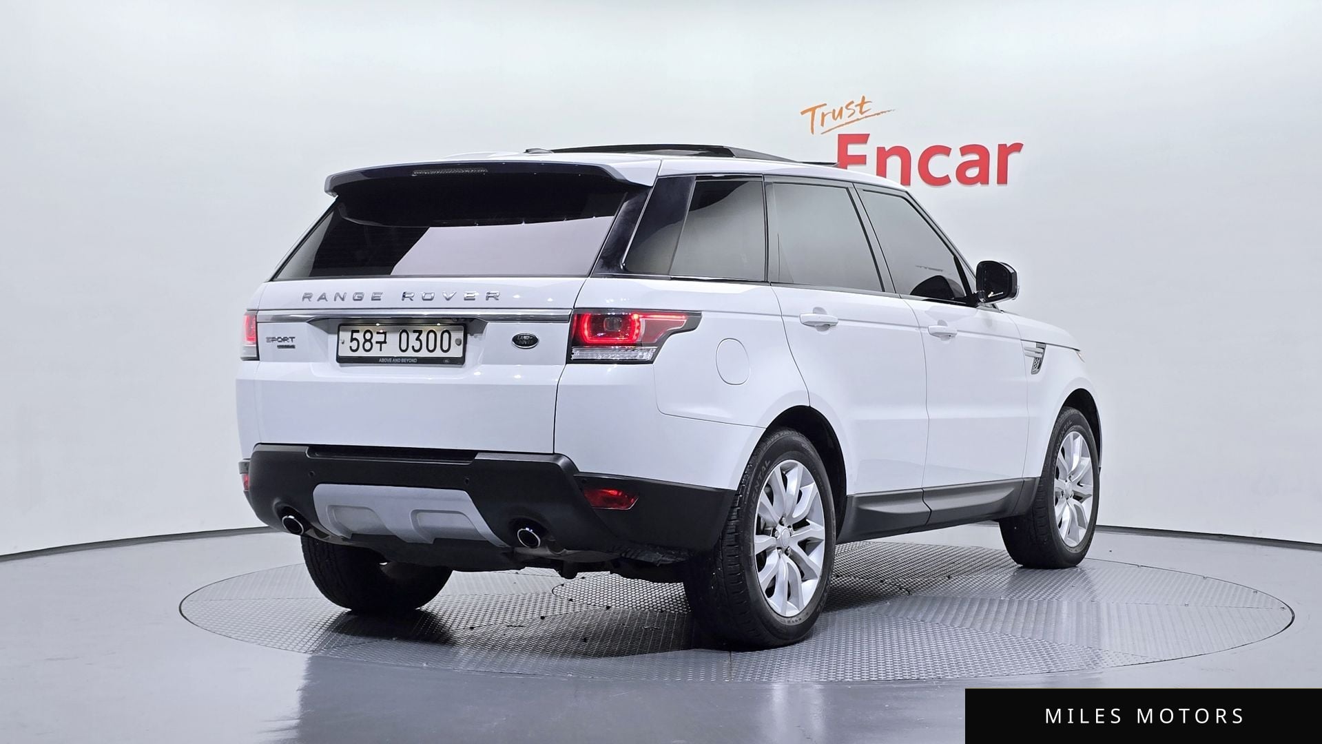 Land Rover Range Rover Sport 2016 — миниатюра 2