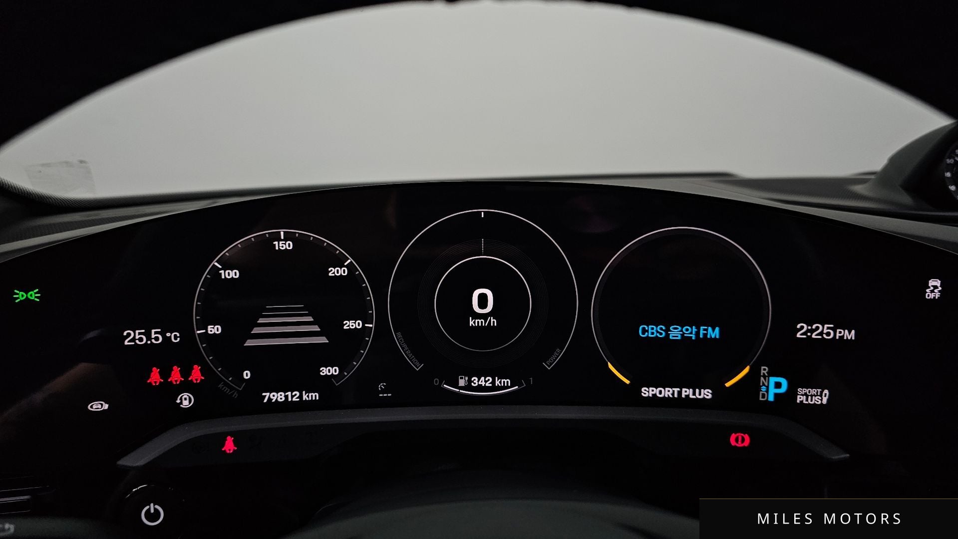 Porsche 타이칸 2021 — миниатюра 8
