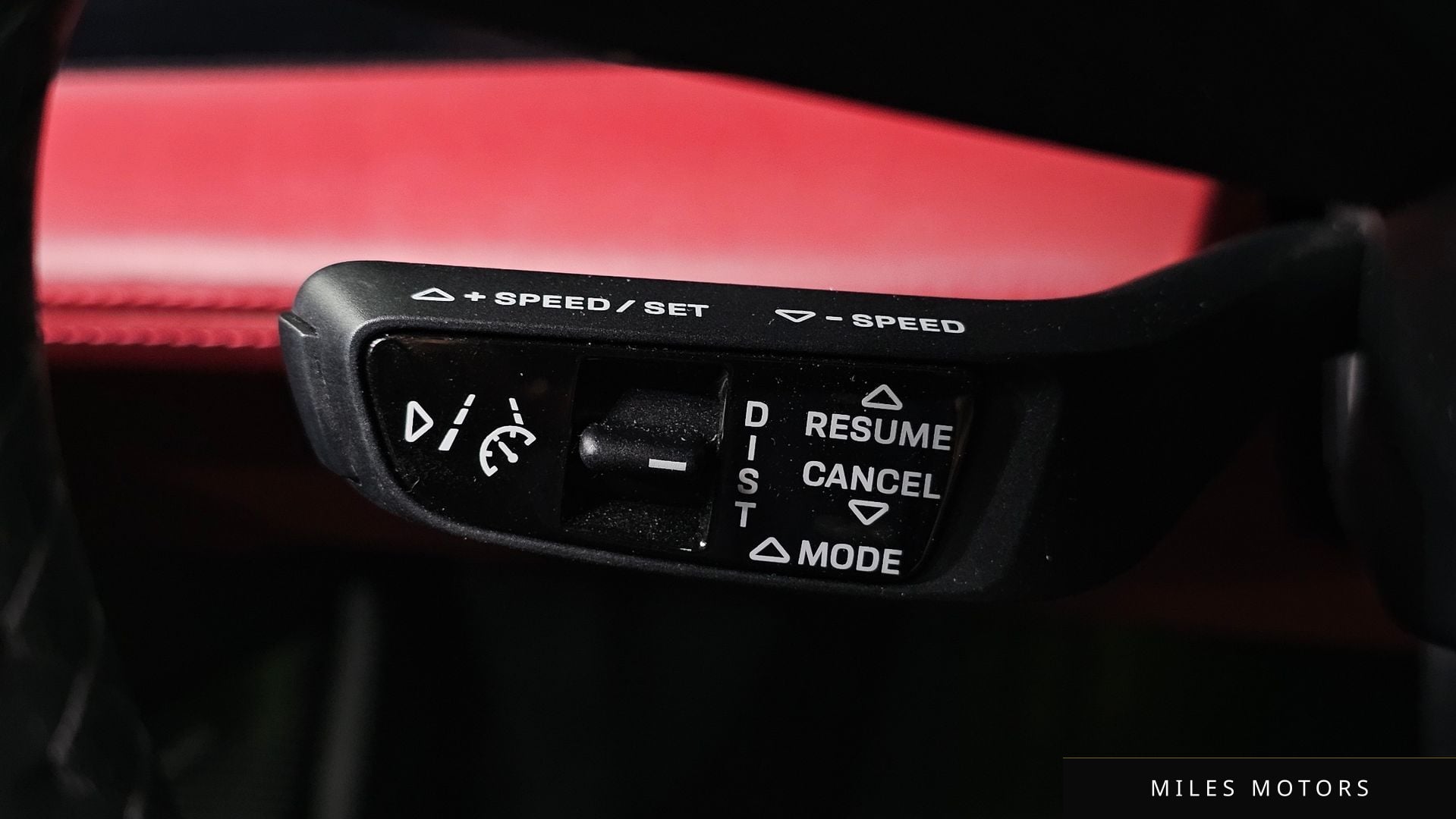 Porsche 타이칸 2021 — миниатюра 12