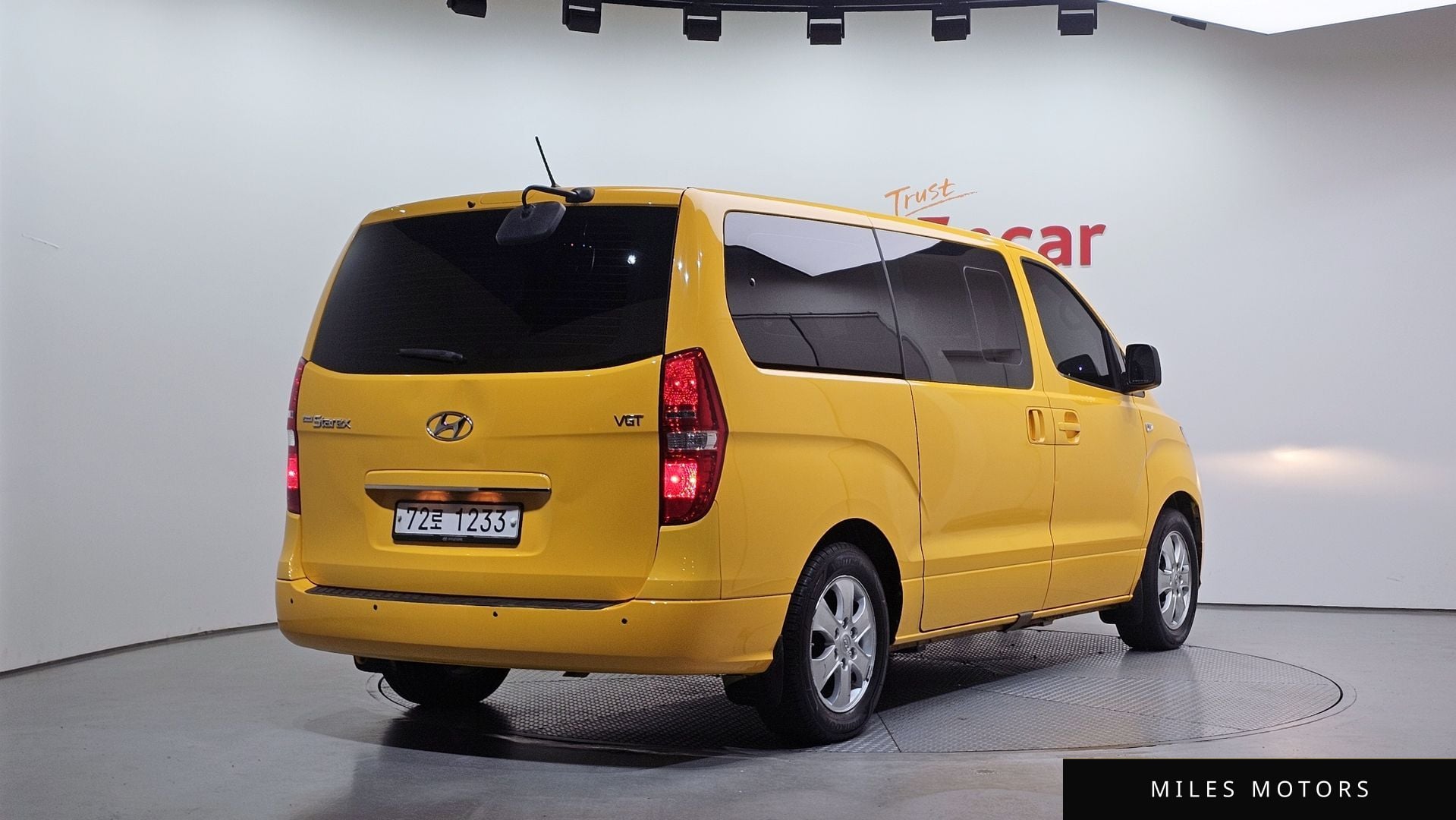 Hyundai Starex 2019 — миниатюра 2