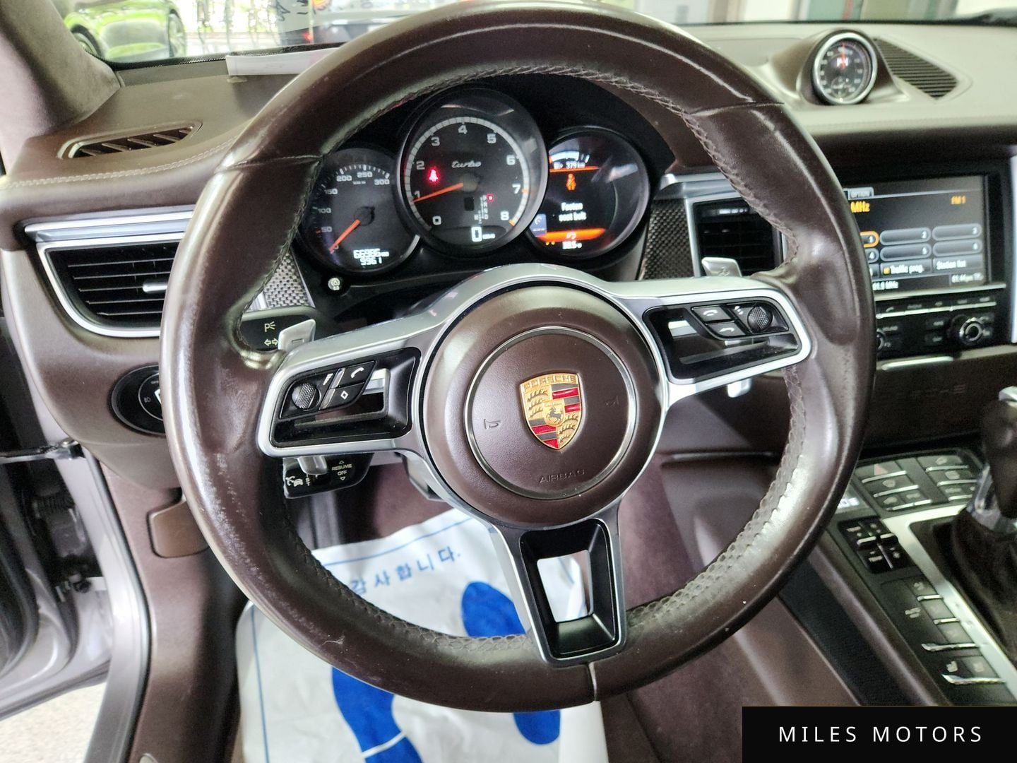 Porsche Macan 2015 — миниатюра 7