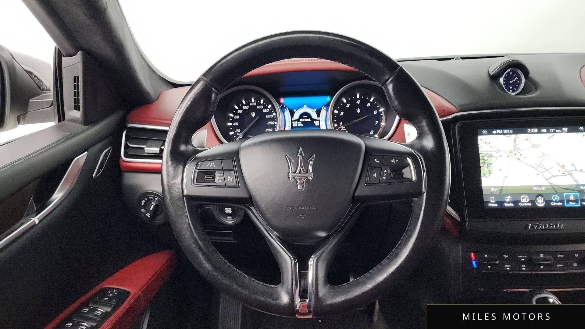 Maserati 기블리 2017 — миниатюра 13