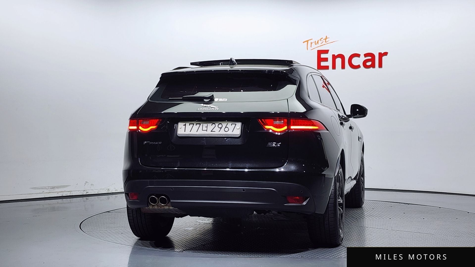 Jaguar F-PACE 2020 — миниатюра 4