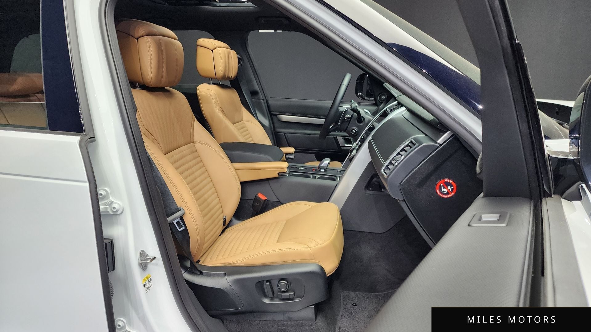 Land Rover Discovery 2024 — миниатюра 11