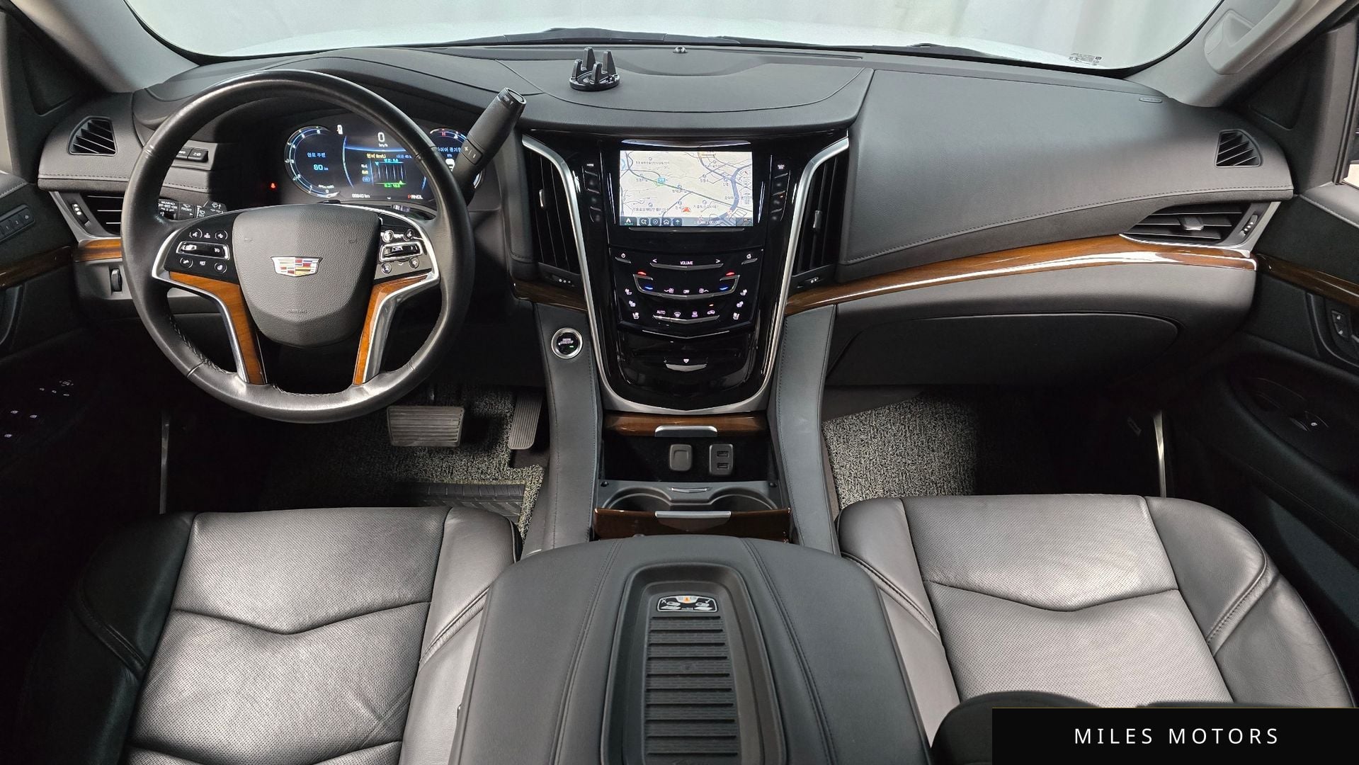 Cadillac Escalade 2020 — миниатюра 7