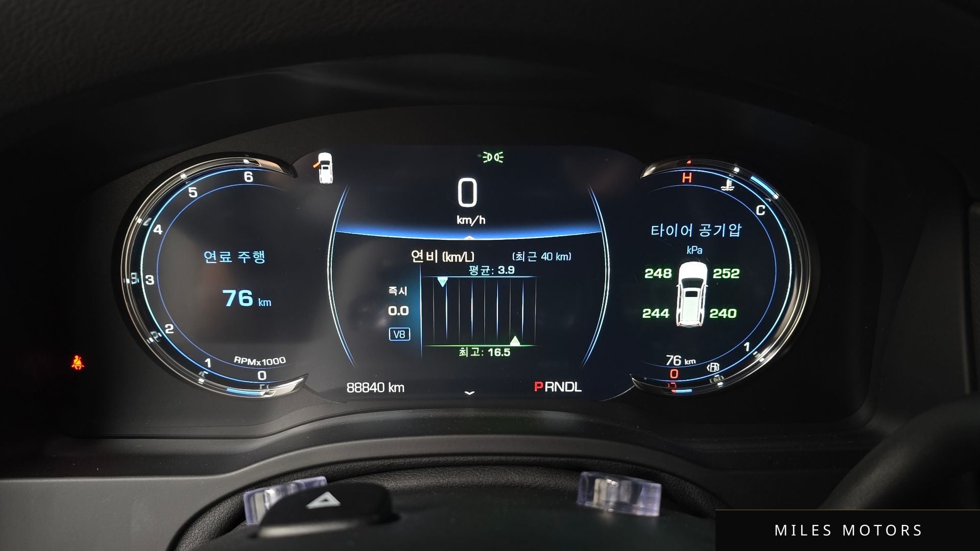 Cadillac Escalade 2020 — миниатюра 8