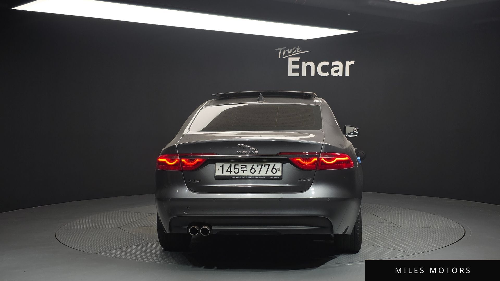 Jaguar XF (X260) 2017 — миниатюра 4