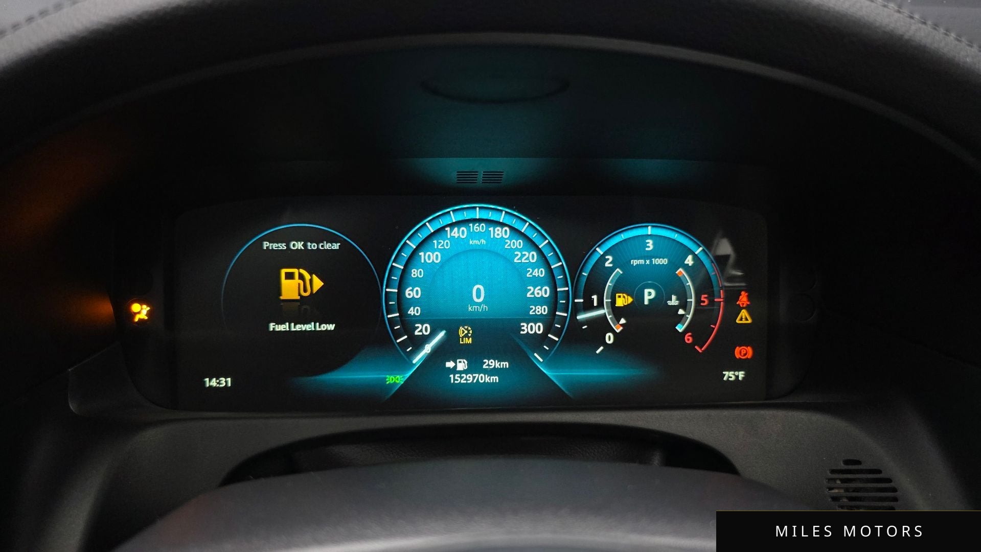Jaguar XF (X260) 2017 — миниатюра 8