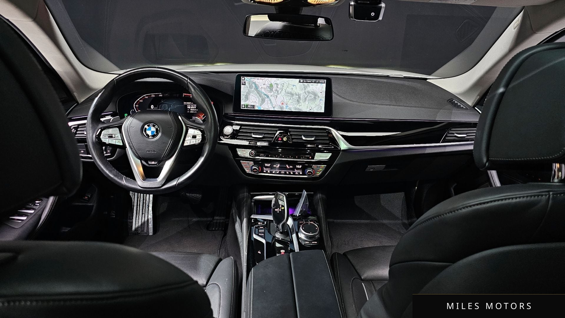 BMW 5 Series (G30) 2021 — миниатюра 7