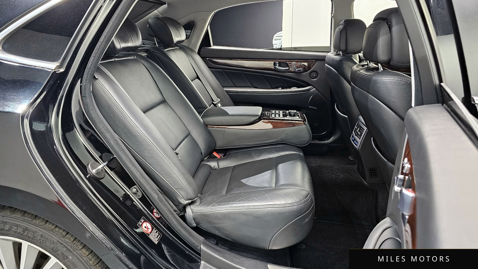 Hyundai Equus 2014 — миниатюра 12