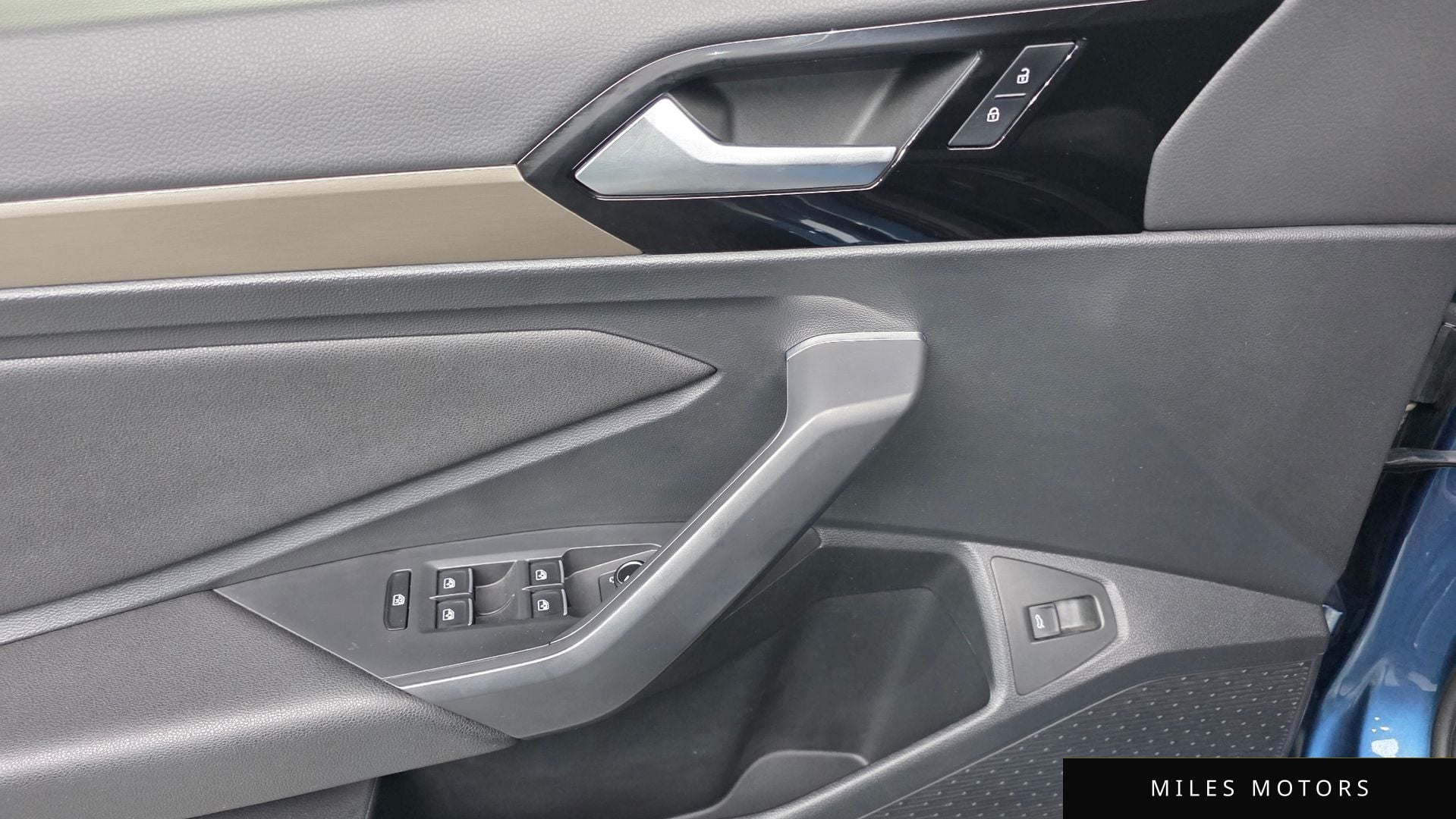 Volkswagen 제타 2021 — миниатюра 13