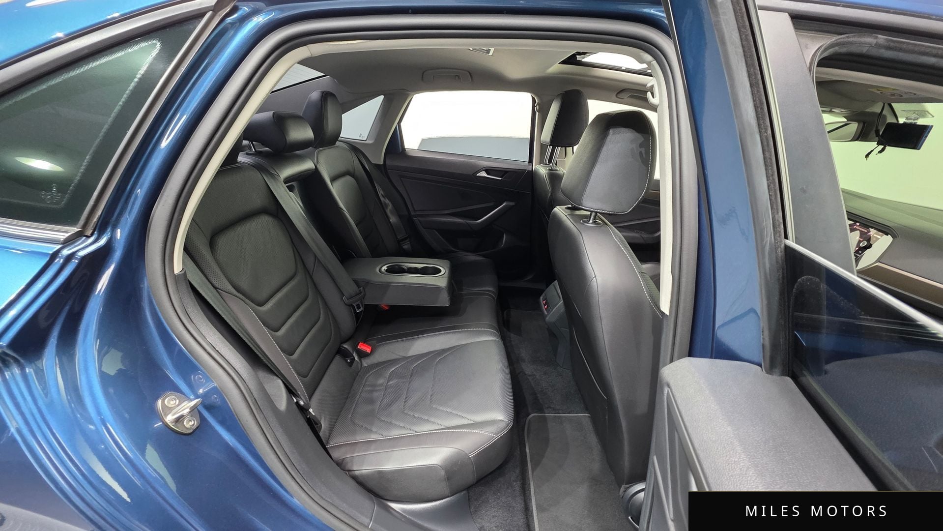 Volkswagen 제타 2021 — миниатюра 19