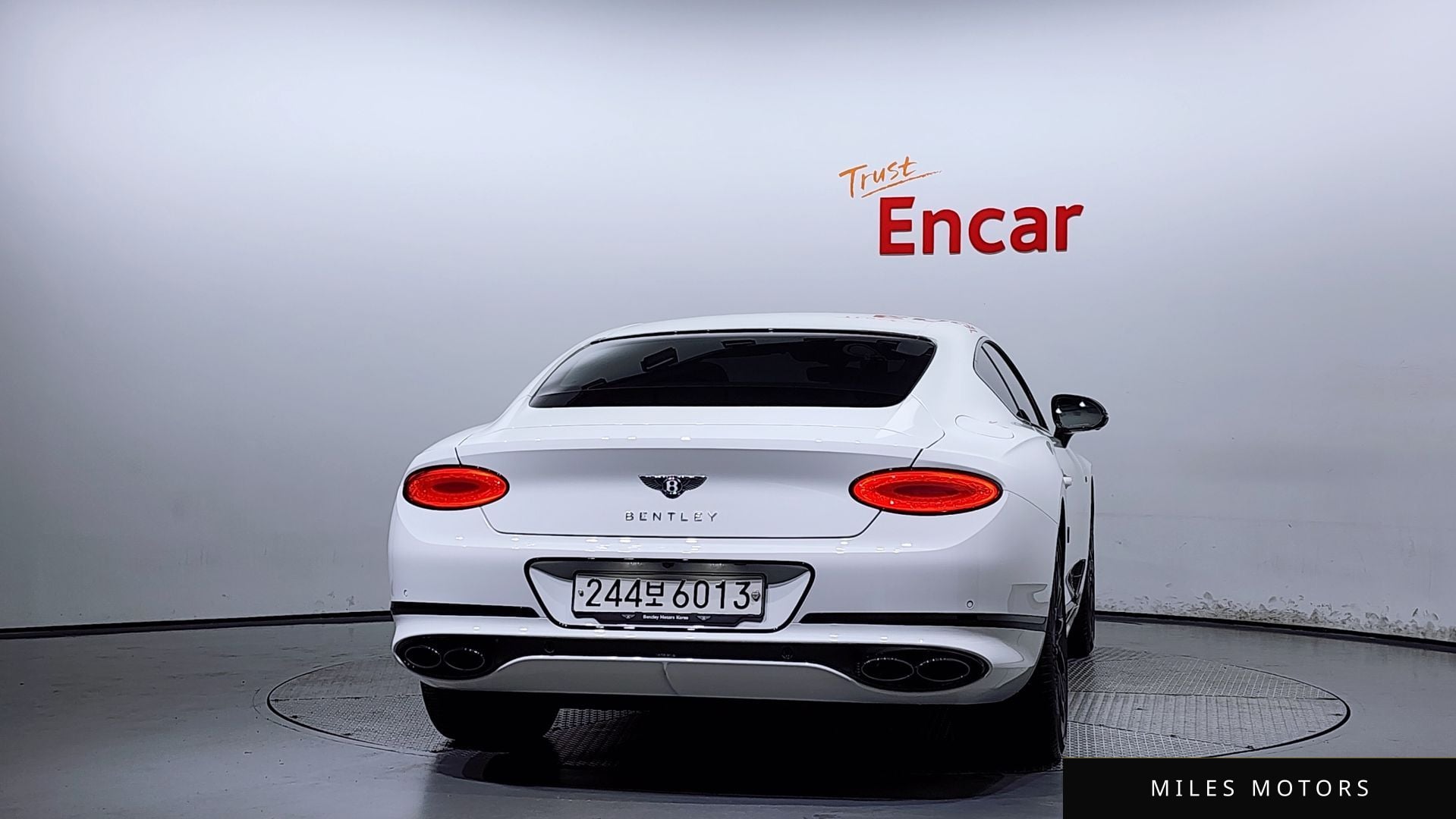 Bentley Continental GT 2023 — миниатюра 4