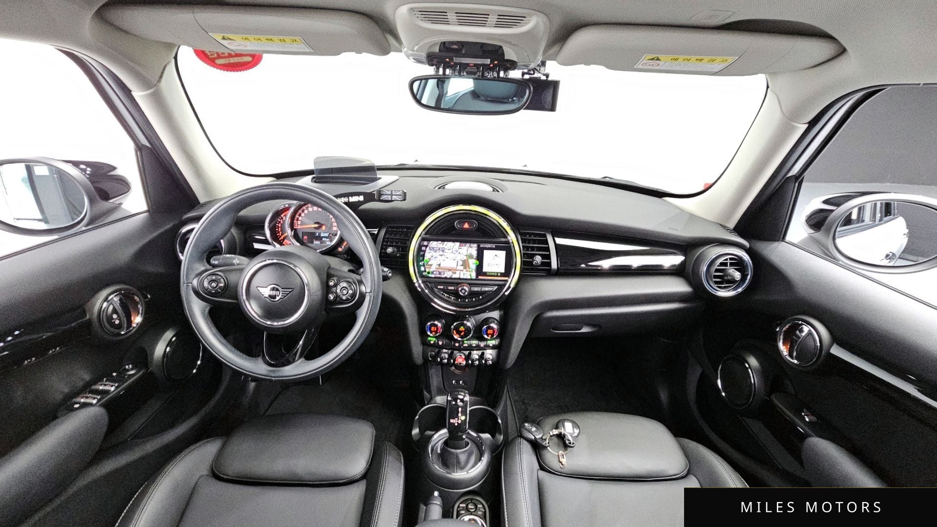 MINI Cooper 2020 — миниатюра 7