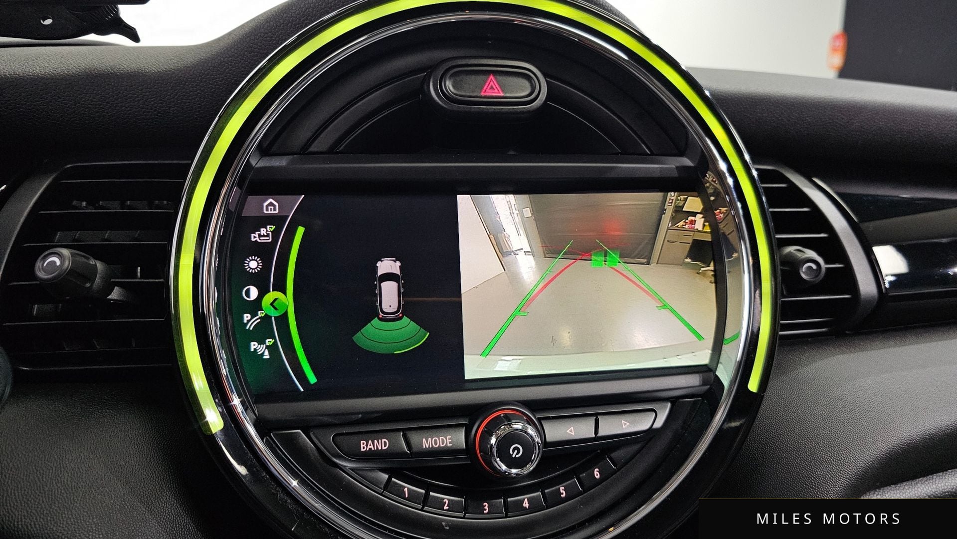 MINI Cooper 2020 — миниатюра 15
