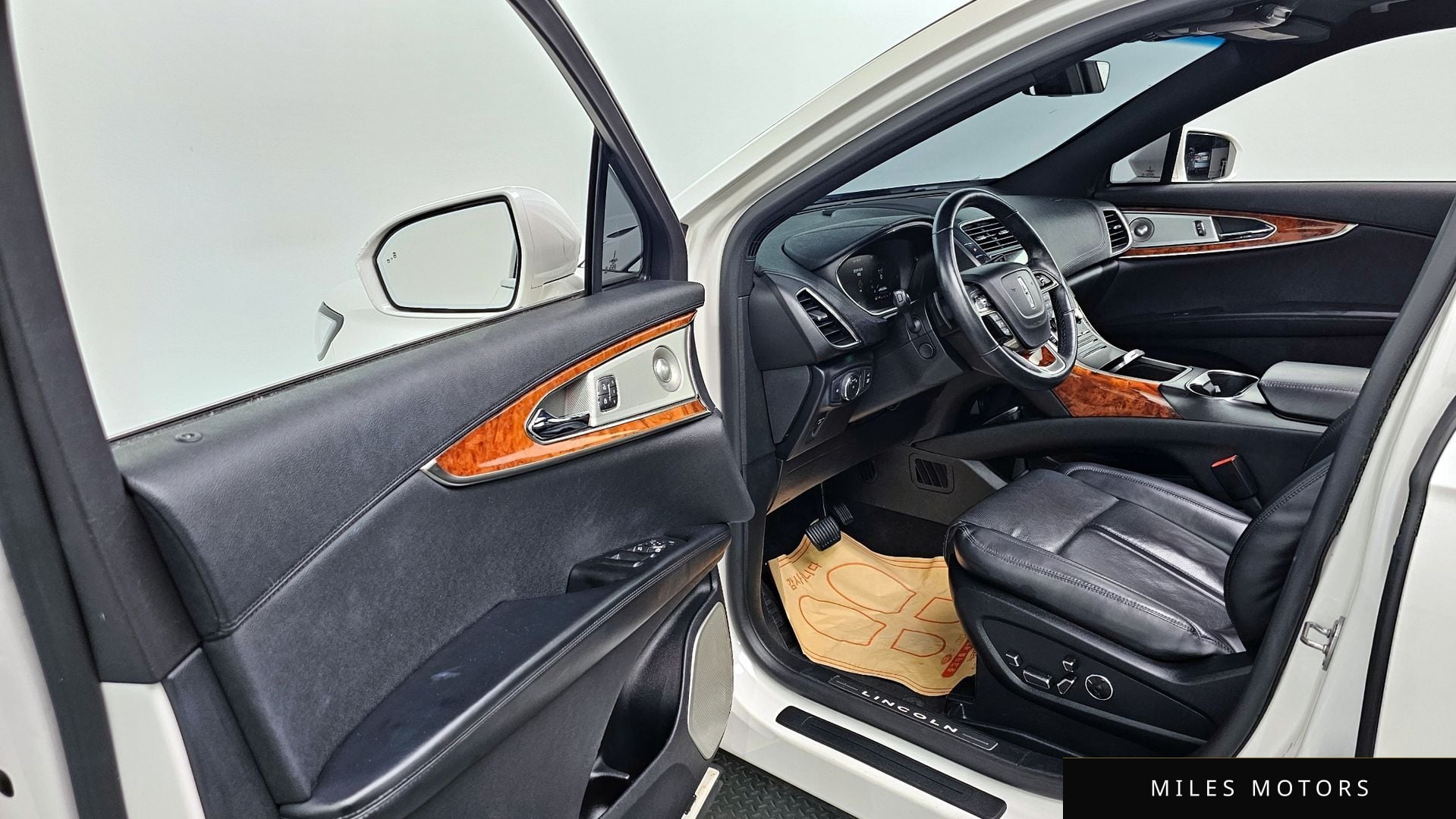 Lincoln Nautilus 2019 — миниатюра 10