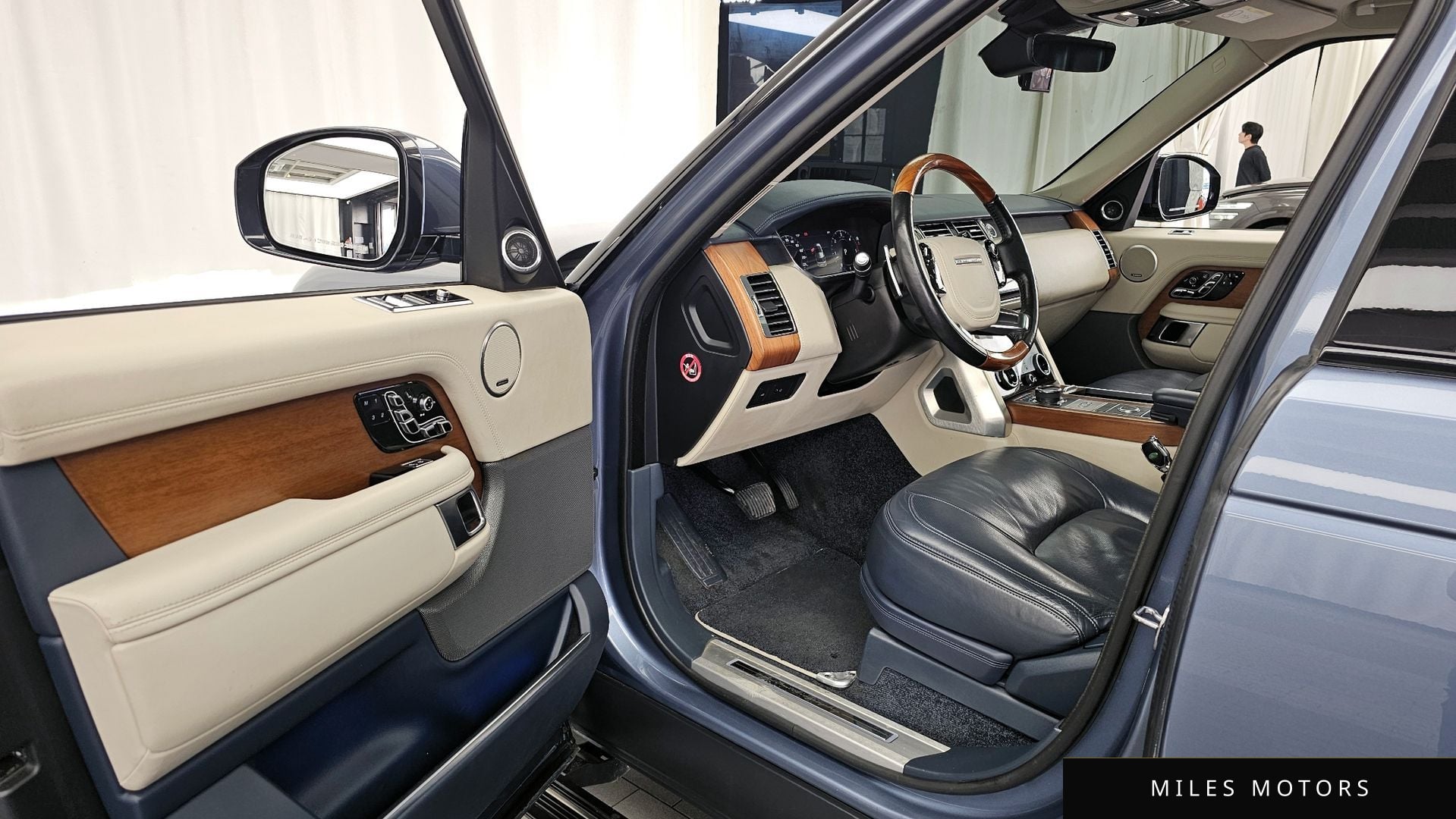 Land Rover Range Rover 2018 — миниатюра 10