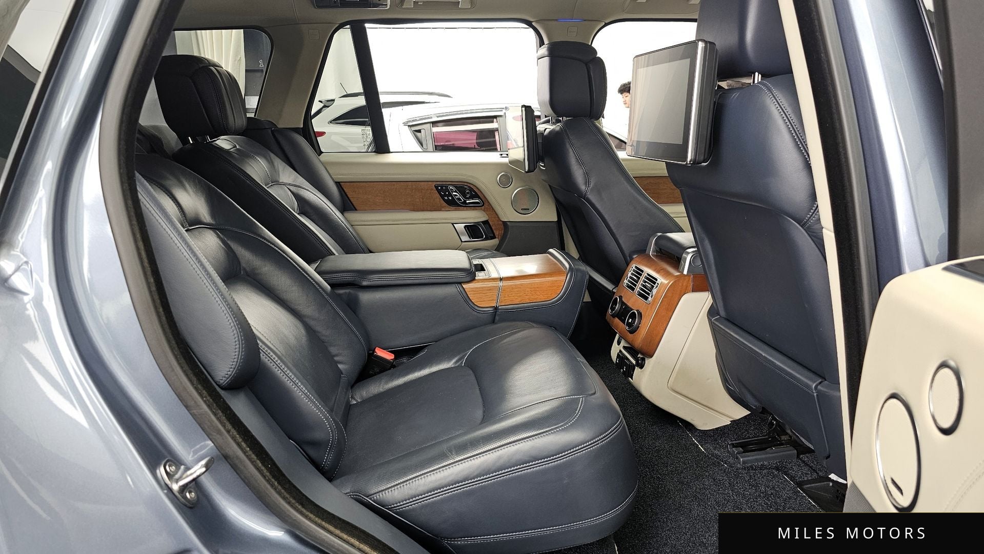 Land Rover Range Rover 2018 — миниатюра 12