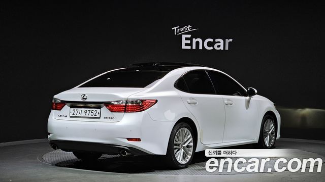 Лексус ES350 2013 — миниатюра 2