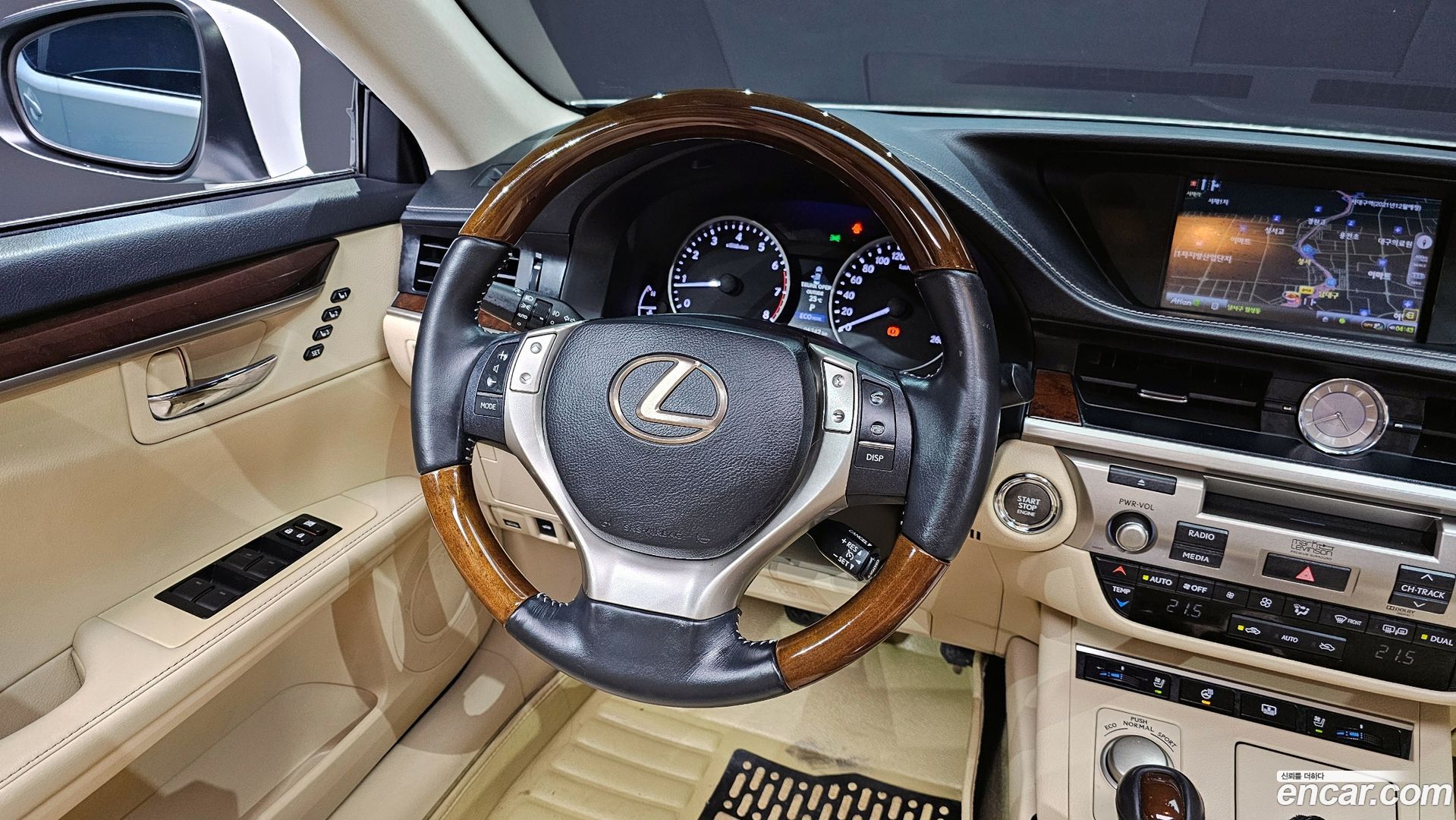 Лексус ES350 2013 — миниатюра 13