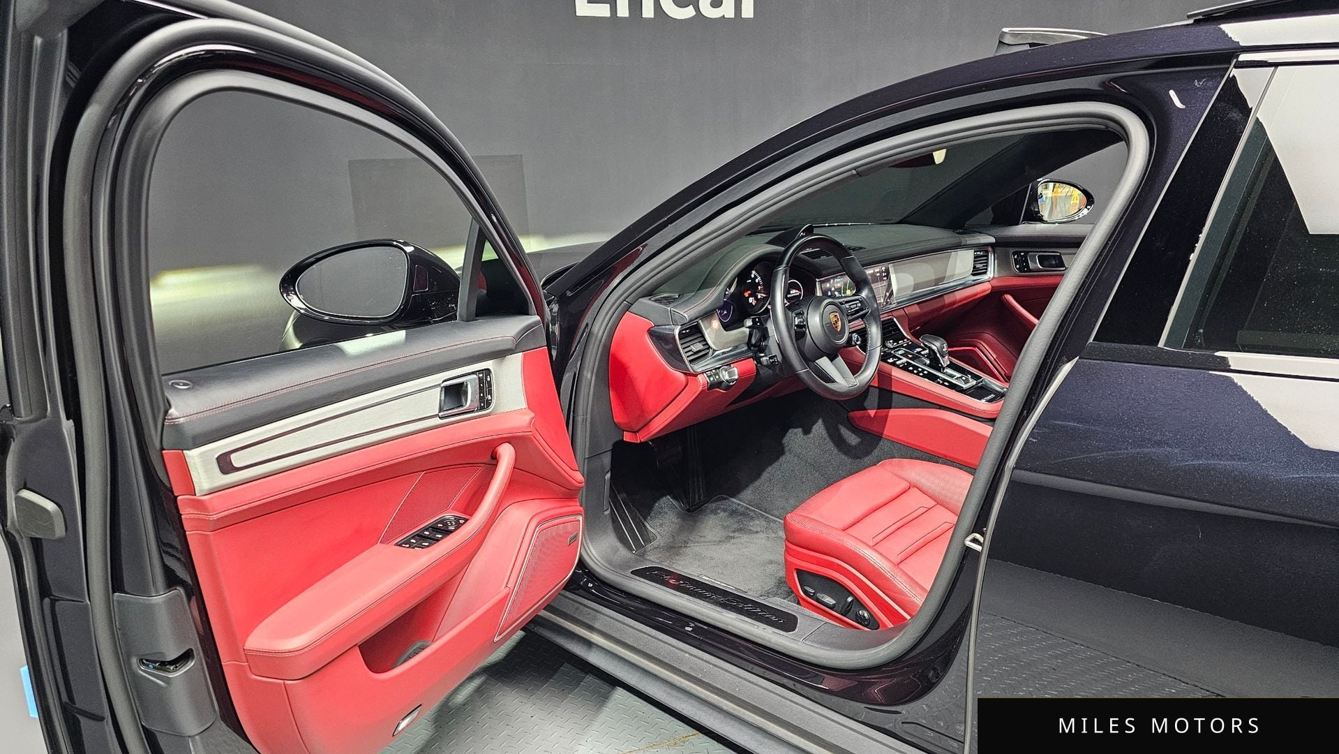 Porsche Panamera 2022 — миниатюра 10