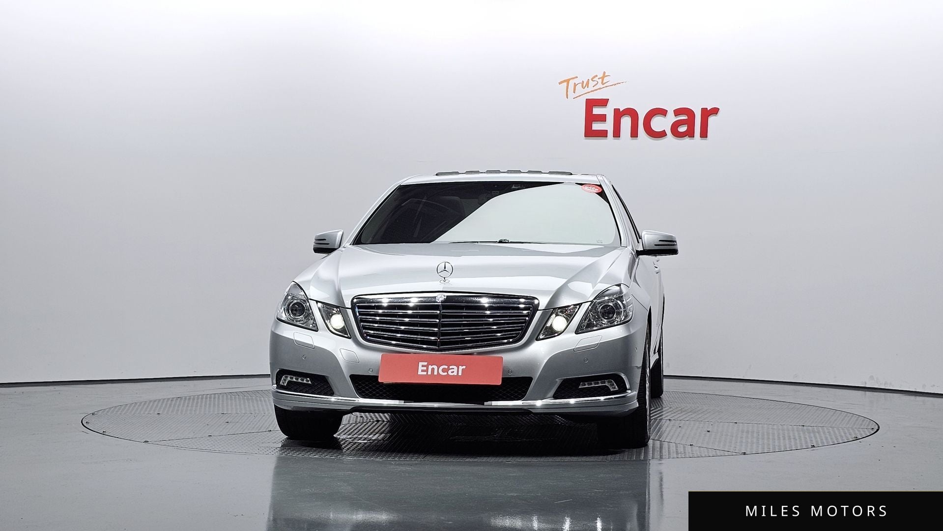 Mercedes-Benz E-Class W212 2010 — миниатюра 3