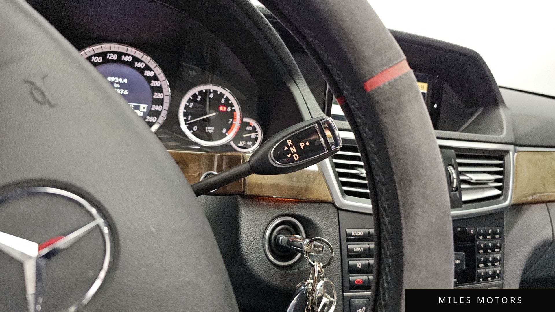 Mercedes-Benz E-Class W212 2010 — миниатюра 9
