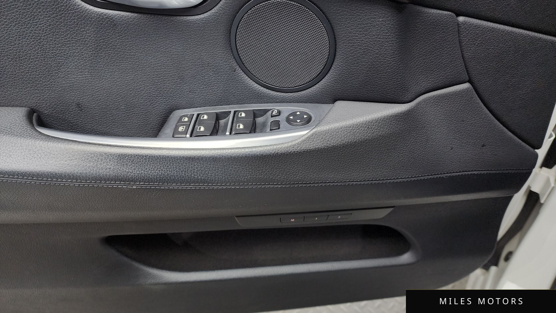 BMW 5 Series GT (F07) 2010 — миниатюра 12