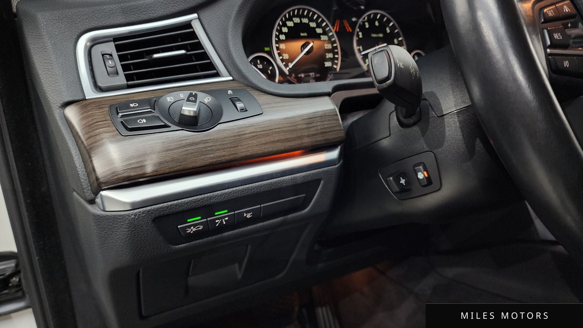 BMW 5 Series GT (F07) 2010 — миниатюра 13