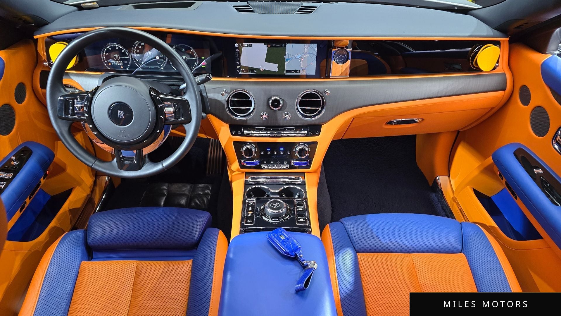 Rolls-Royce 고스트 2021 — миниатюра 7