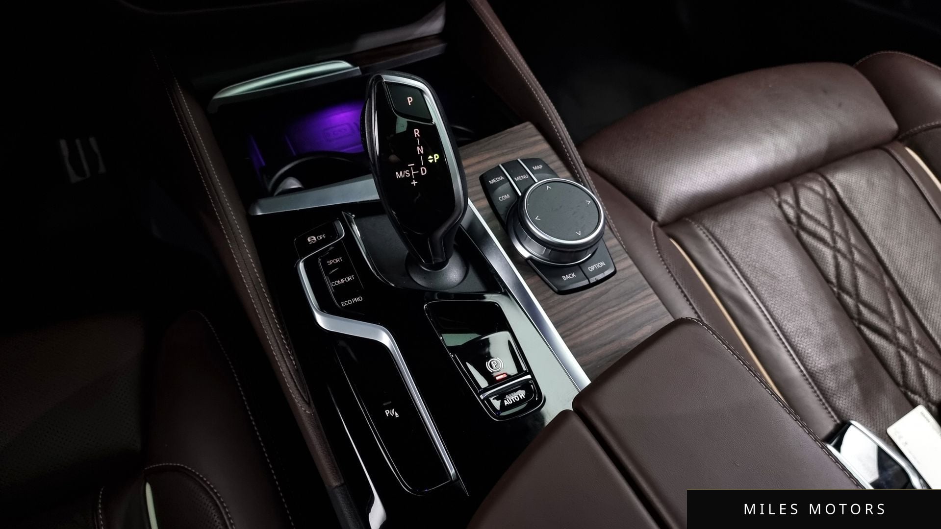 BMW 5 Series (G30) 2021 — миниатюра 9