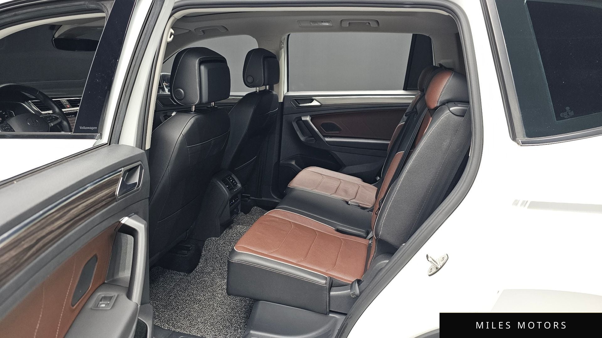 Volkswagen Tiguan 2023 — миниатюра 11